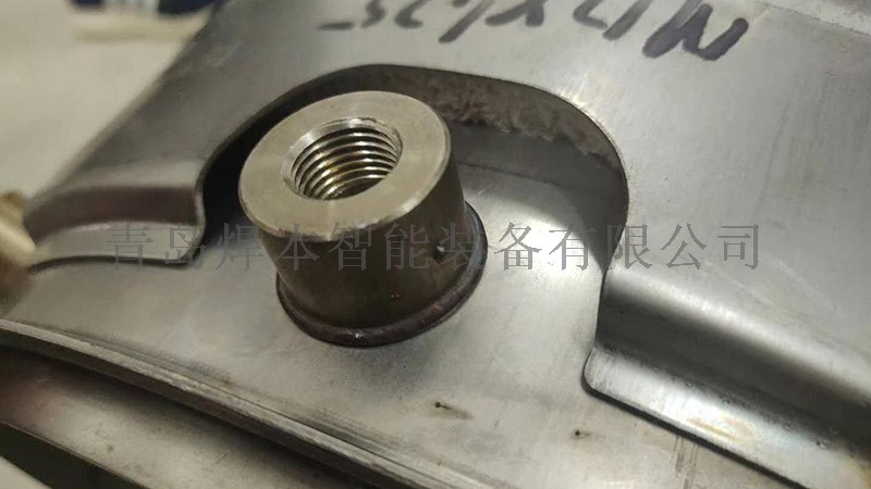 焊本大型中頻點(diǎn)焊機(jī)出口
