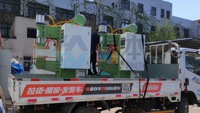 焊本為煙臺和威?？蛻舭l貨中頻點凸焊機
