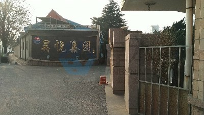 焊本為青島昊悅集團安裝調試螺母輸送機